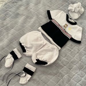 New baby clothes. 65% Cotton and 35% Polyester